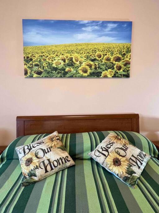 Bed and Breakfast Vicino A Tutto Vercelli Exterior foto