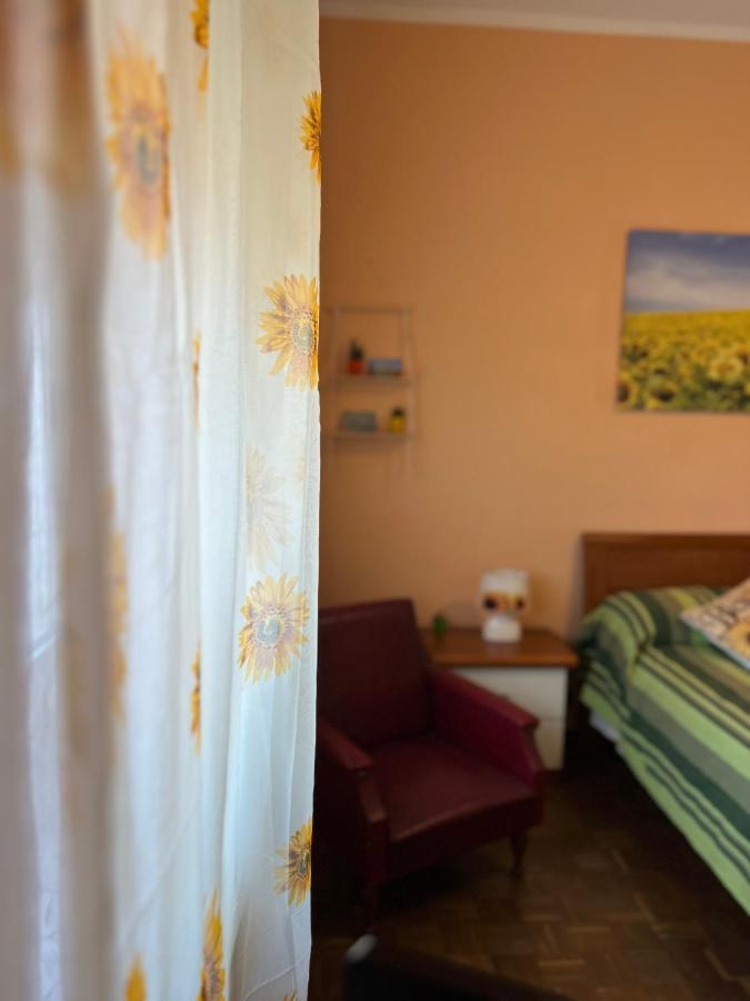 Bed and Breakfast Vicino A Tutto Vercelli Exterior foto